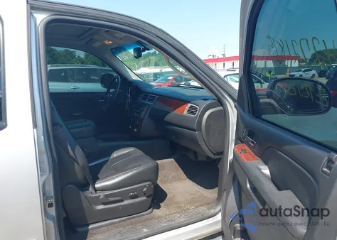 2014 Chevrolet Suburban K1500 Lt from USA, damaged, VIN 1GNSKJE72ER136221